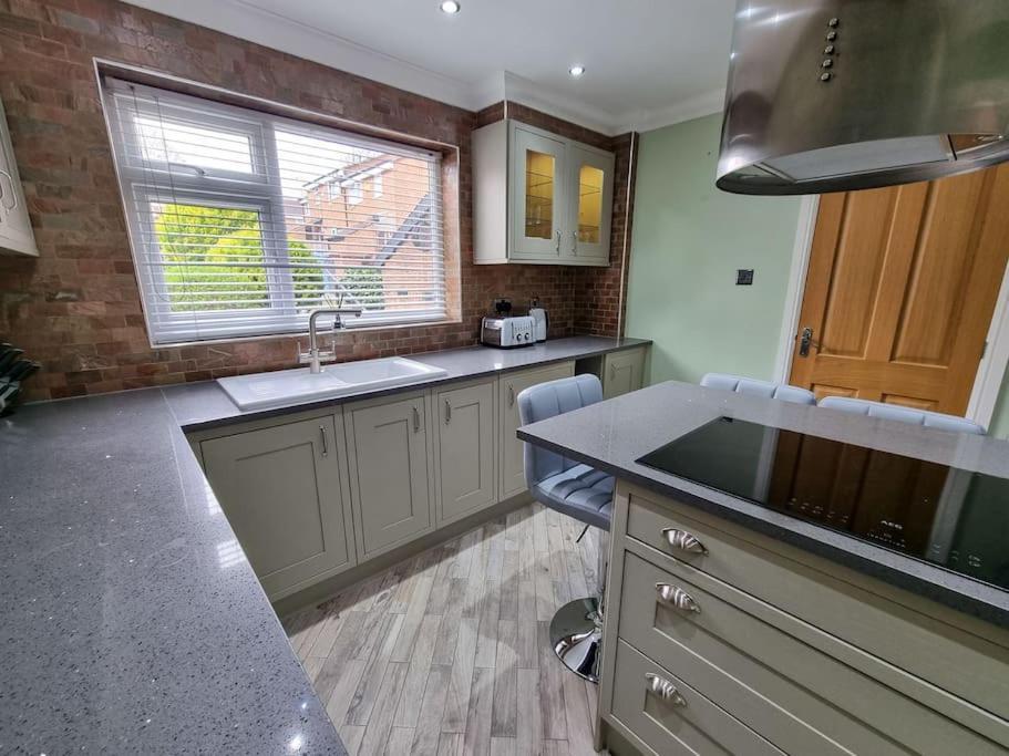 Stunning Family Home Close To The City Centre 曼彻斯特 外观 照片