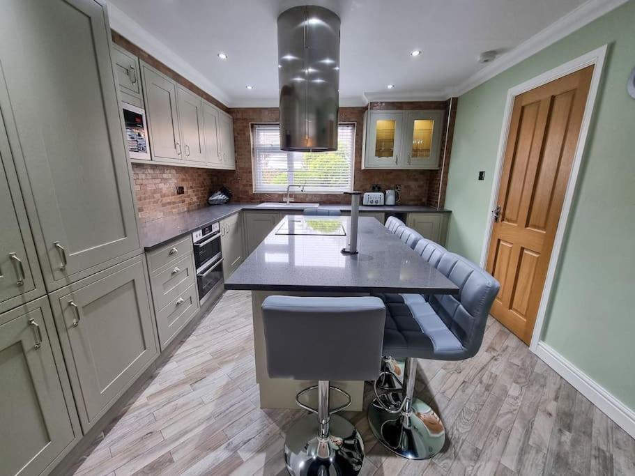Stunning Family Home Close To The City Centre 曼彻斯特 外观 照片